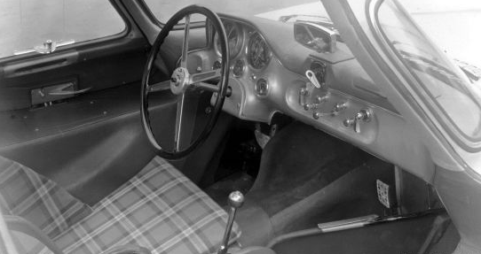 9.55亿元！奔驰1955年老古董成全球最贵汽车