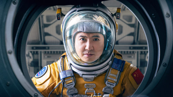 《独行月球》成中国影史票房第15名：观影人次破7000万 今年第二
