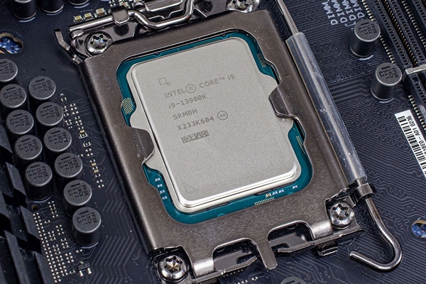全球首发6GHz！Intel i9-13900KS完整规格曝光：功耗大惊喜
