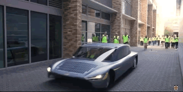 太阳能电动车续航1000km破纪录：能耗低至3.8 kWh/100km