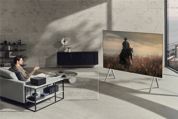 LG发布97英寸OLED电视M3：盒子独立 传输4K/120Hz不用线