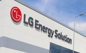 LG新能源正与特斯拉等厂商就亚利桑那州工厂供应电池进行洽谈