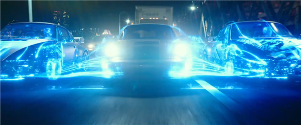 《变形金刚7：超能勇士崛起》全新预告出炉：保时捷964出演幻影太燃