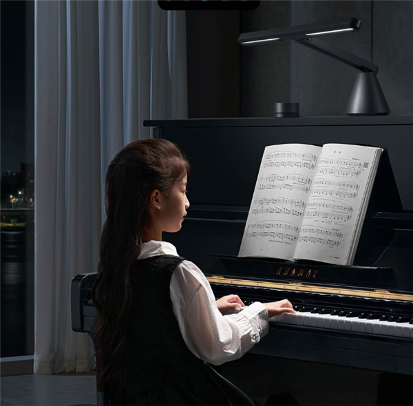 699元 小米米家首款智能钢琴灯发布：雷达感应自动开关灯