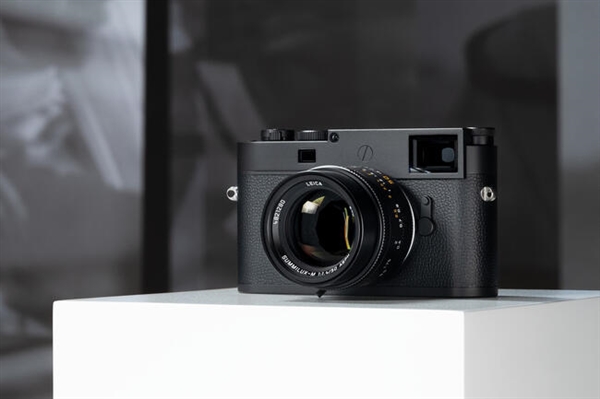 黑白相机卖到71000元！徕卡M11 Monochrom正式发布