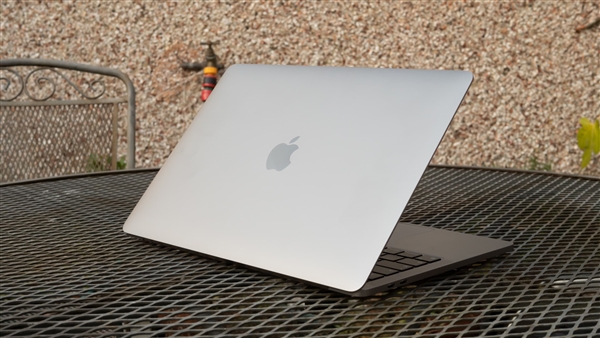 史上最大屏的MacBook Air来了：M2加持 售价过万
