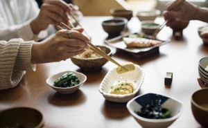 味觉的奇妙交织：探究食物中味道如何相互增强或减弱