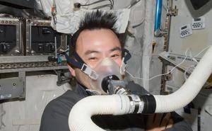 中国空间站氧气自给自足：再生系统实现100%循环利用