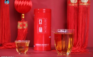《豆蔻》早春滇红，这样冲泡，香甜柔糯全都有！