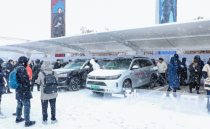 突破极寒限制！华为全液冷超充站在哈尔滨海宁皮革城正式上线