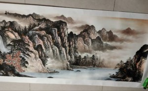 龙秀生《秋山神韵》：绘就自然与生命的诗意交响