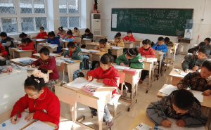 深圳四年级数学卷“语文化”，家长直呼太难：未来高考趋势如何应对？