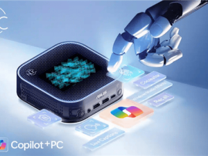 华硕CES2025发布NUC 14 Pro AI+迷你机，电子墨水屏+半透明外壳吸睛