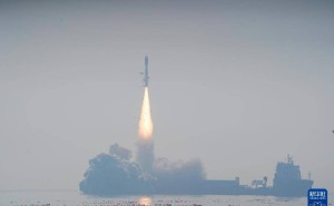 我国海上成功发射微厘空间01组卫星，新年发射任务首战告捷！
