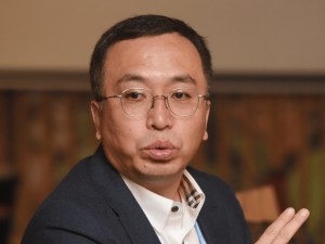 荣耀IPO冲刺期CEO赵明离职传闻不实，国内手机市场排名跌至第五