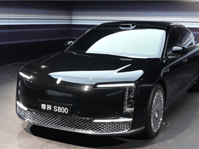 尊界S800驚艷亮相！華為百萬豪車四種配色，商務家用兩不誤