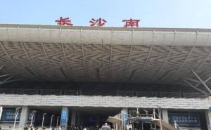 春运路上，白象温暖驿站用“辣”味传递温情与年味