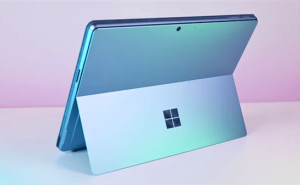 微软小屏Surface系列来袭：Pro版触控笔加持，Laptop版售价或达900美元