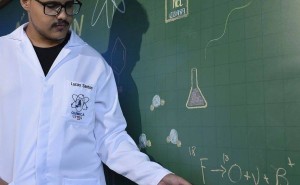 教育部力推：中小学科学教育升级，每所小学将至少配1名硕士科学教师！