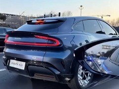 小米YU7 Max实车亮相，细节曝光！质感能否媲美50万豪车？