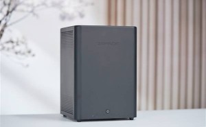 極空間私有云Q4圖賞：四盤位NAS性價比之選，性能如何？
