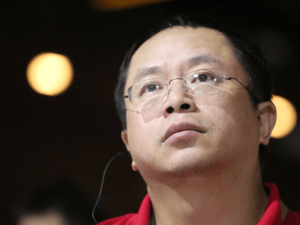 周鸿祎豪赠百辆国产新能源车，网友来决定开哪款回家！