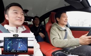 雷军立flag：2025年要挑战叉车驾驶，爱折腾的他又有新目标