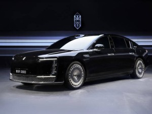 尊界S800春晚亮相，智能科技引领中国超豪华汽车新时代