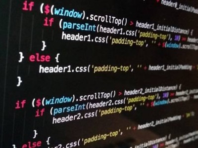 埃里克·施密特：DeepSeek崛起，美国如何保持AI竞赛领先？