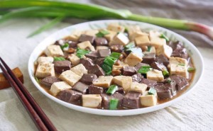 双色豆腐，5元成本的美味家常菜，你学会了吗？
