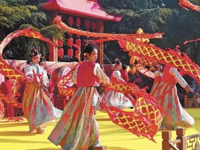 河南春節(jié)消費(fèi)市場(chǎng)“煥新”升級(jí)，春節(jié)假期后半程熱度不減！