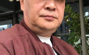 王效宓：人民美术出版社的艺术匠心，作品里的风景与花卉之美