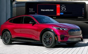 福特Mustang Mach-E突发故障，断电锁门引车主担忧
