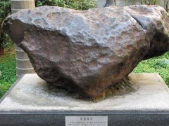 天价陨石！贵阳女孩五年猎陨800斤，科研信仰两相宜