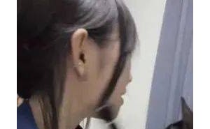 夜煞小猫酷爱玩头发，铲屎官连睡觉都被“攻击”，网友：同款夜煞在此！