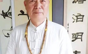 五台山慧静：笔墨间流淌的书法传奇