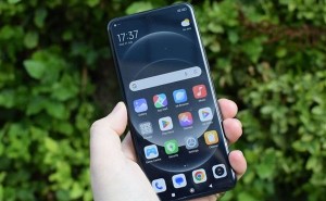小米Civi 5 Pro将首发骁龙8s Elite，性能强劲续航升级，4月见？