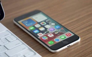 苹果全面告别小屏时代，iPhone 最小尺寸迈入6.1英寸