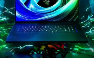 雷蛇2025款灵刃游戏本预约开启，RTX 50系列显卡性能如何？