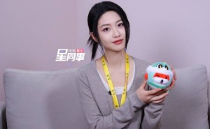 向涵之聊《仙台有树》角色蜕变，赞邓为勤勉用功剧组穿搭随缘