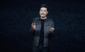 小米SU7 Ultra首发破万台！雷军自订鹦鹉绿，员工价也无例外