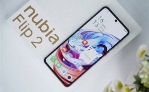 努比亚Flip 2小折叠新机亮相：AI萌宠、双屏预览，售价2899元起！