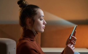 苹果折叠屏iPad Pro将首发屏下3D人脸识别，iPhone还会远吗？
