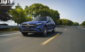 2025款奔驰GLC L焕新上市，油耗再降，起售价42.78万元