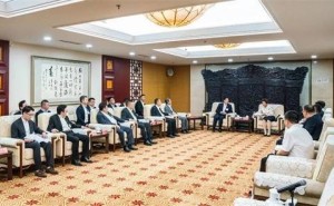 张俊勇亮相国际潮青年会，共商潮青发展大计