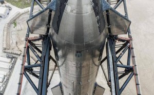 马斯克宣布：2026年“星舰”将携特斯拉人形机器人登陆火星
