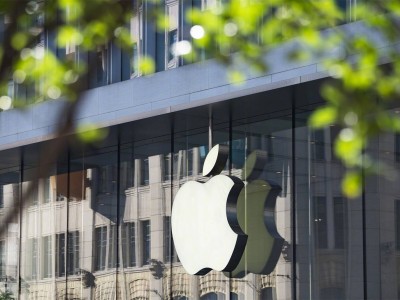Siri升级推迟引发苹果股价暴跌，市值蒸发3.2万亿何去何从？