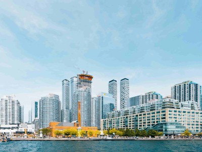 《我的世界》指令全解析：解锁游戏新玩法，打造专属方块世界！