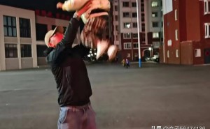 杨二狗频繁晒女背后：为流量还是真情感？巴基斯坦之行能否解决旧怨？