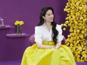 余承东揭秘：刘亦菲缘何成为鸿蒙智行大使，智界R7女性车主超四成